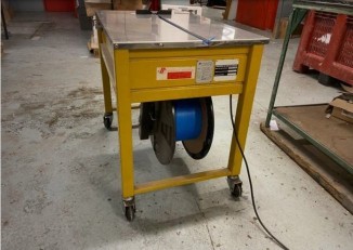 Strapping machine